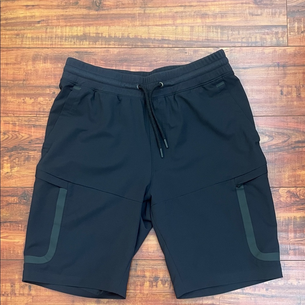 Under Armour fitted Black Men's Athletic Shorts Large